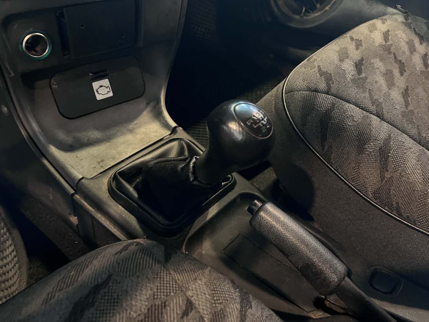 LADA 2114