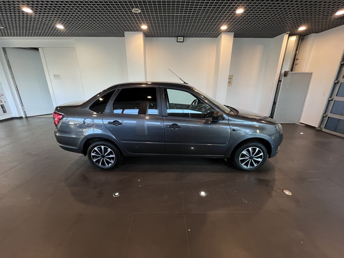 LADA GRANTA