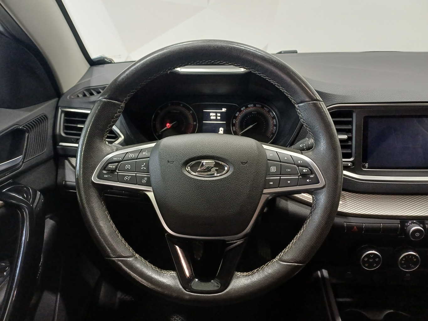 LADA VESTA