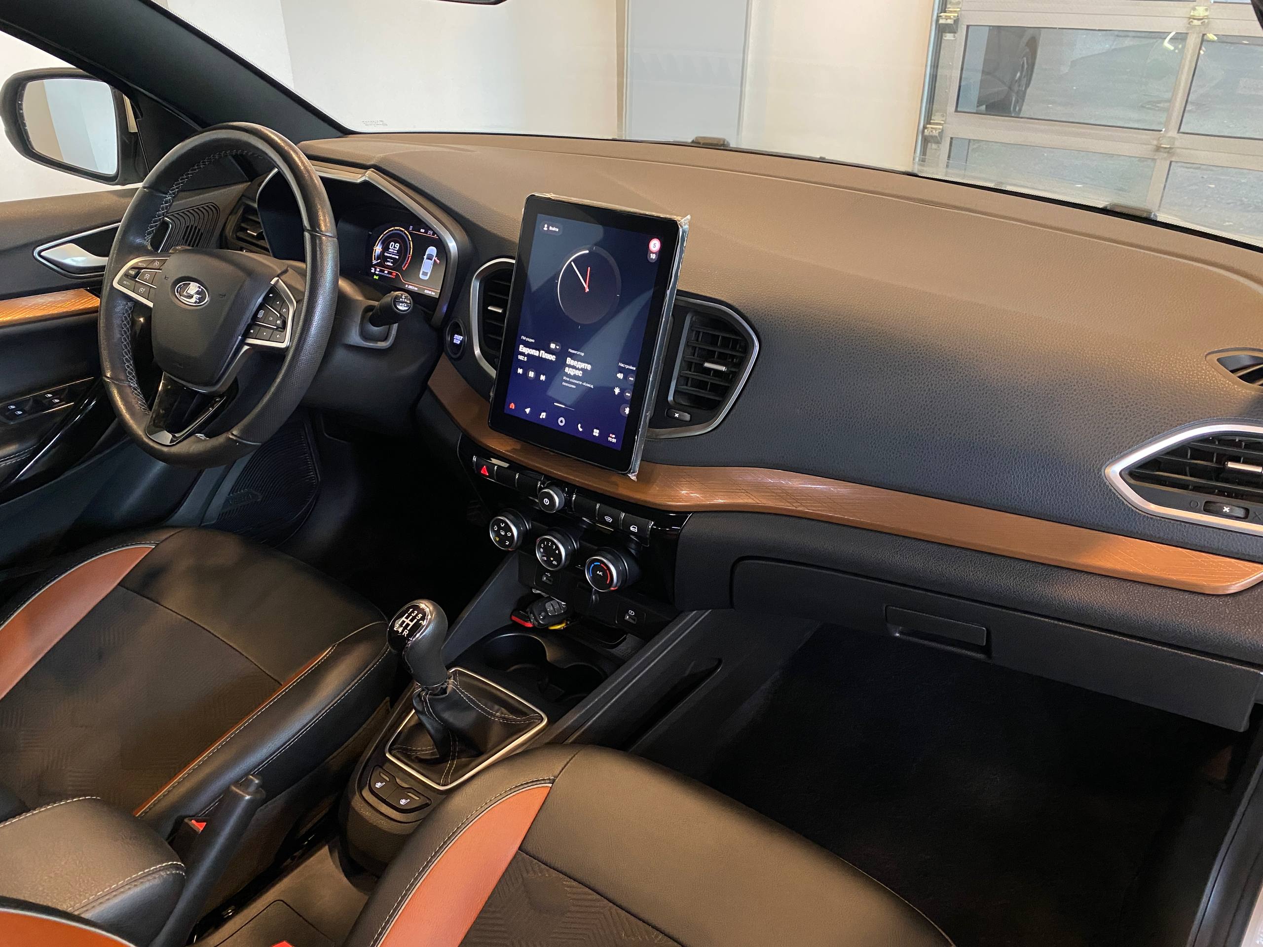 LADA VESTA