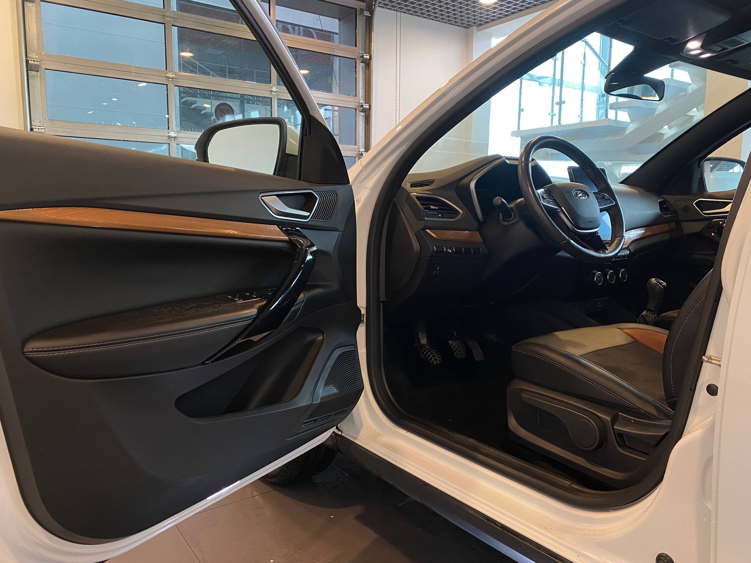 LADA VESTA