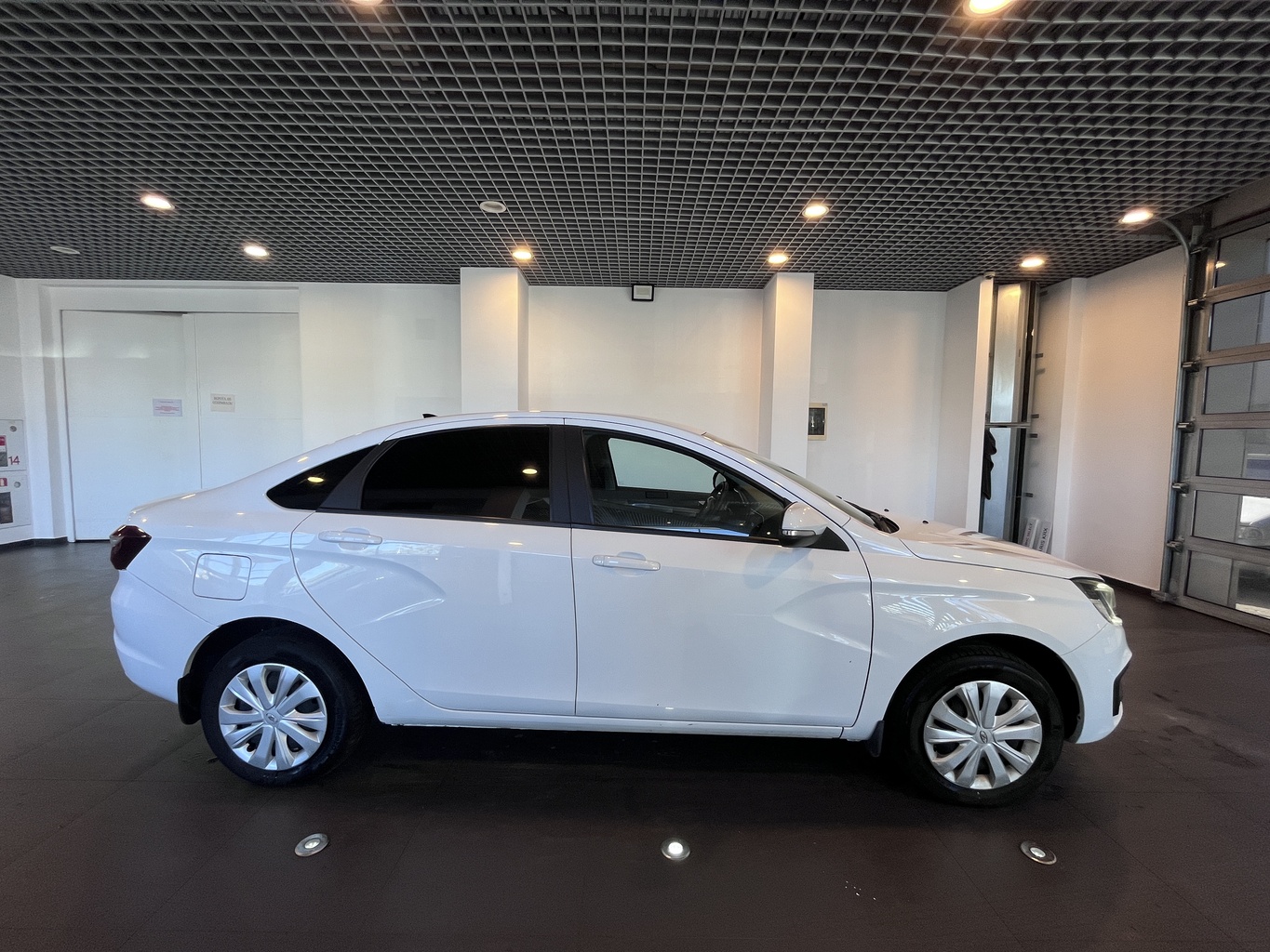 LADA VESTA