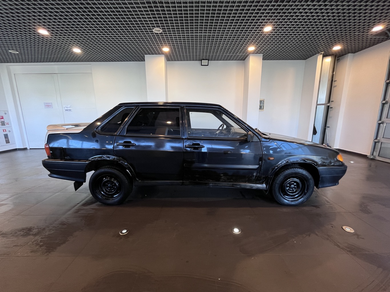 LADA 2115