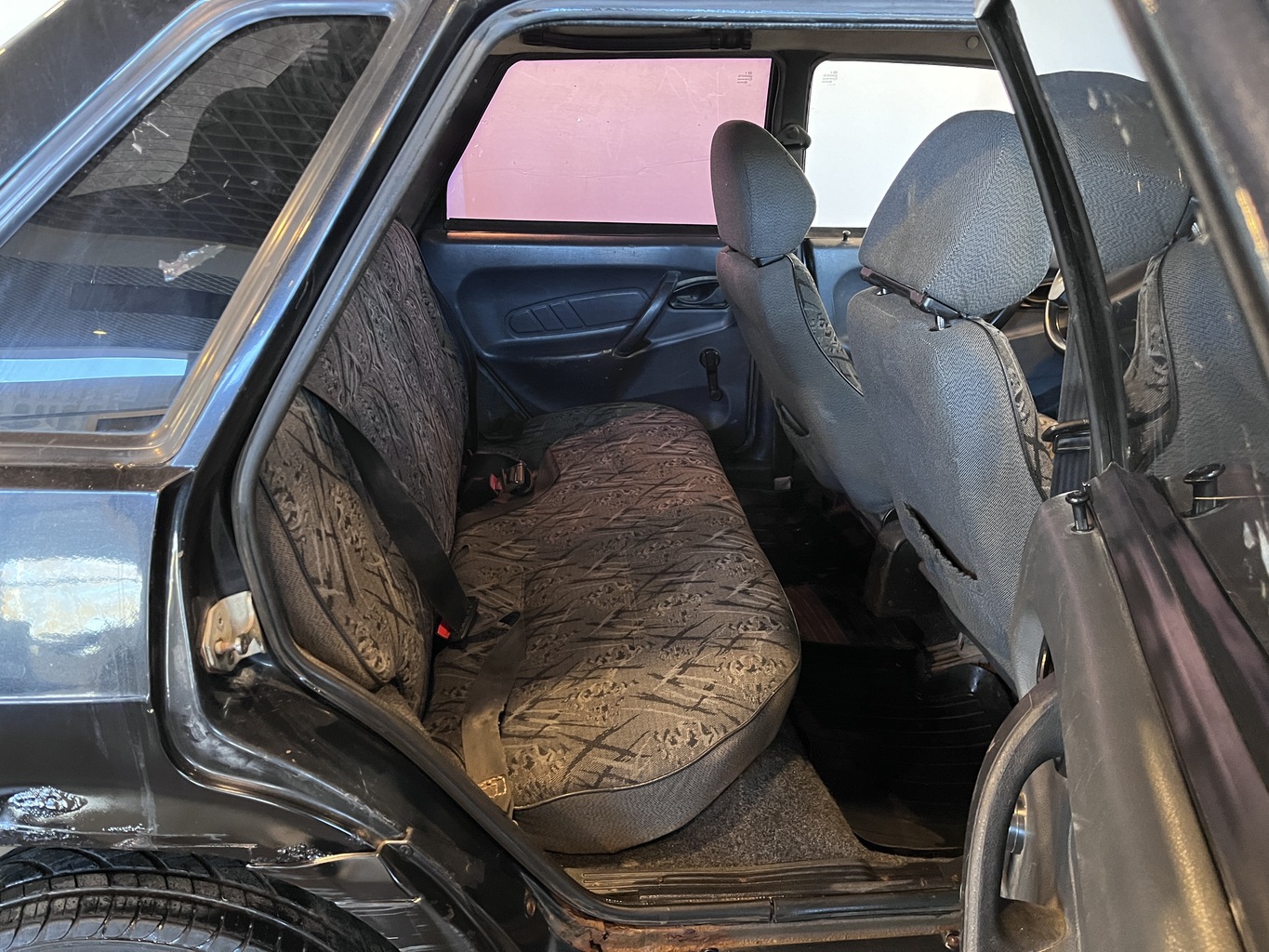 LADA 2115