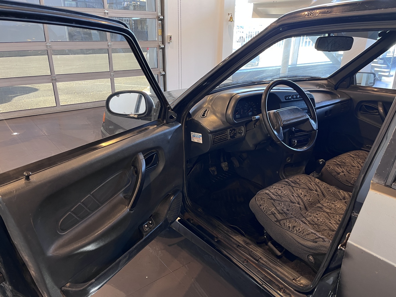 LADA 2115
