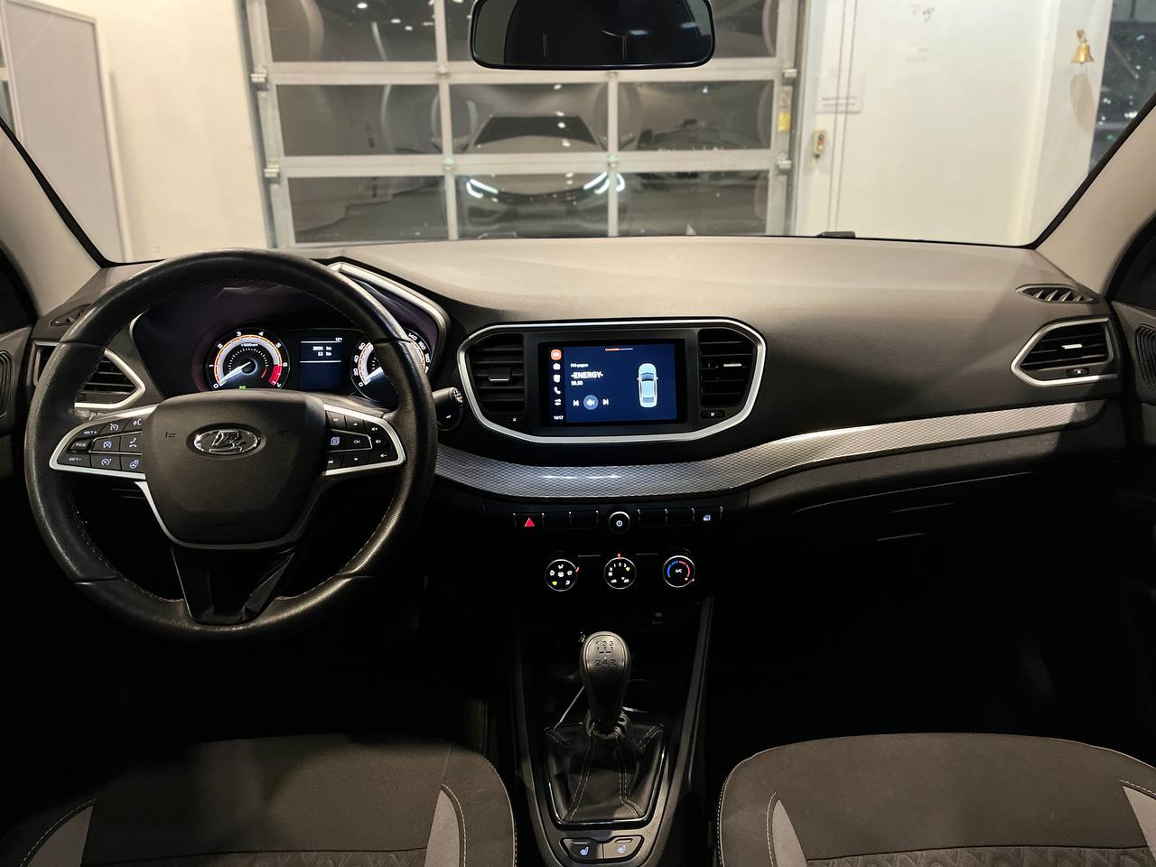 LADA VESTA