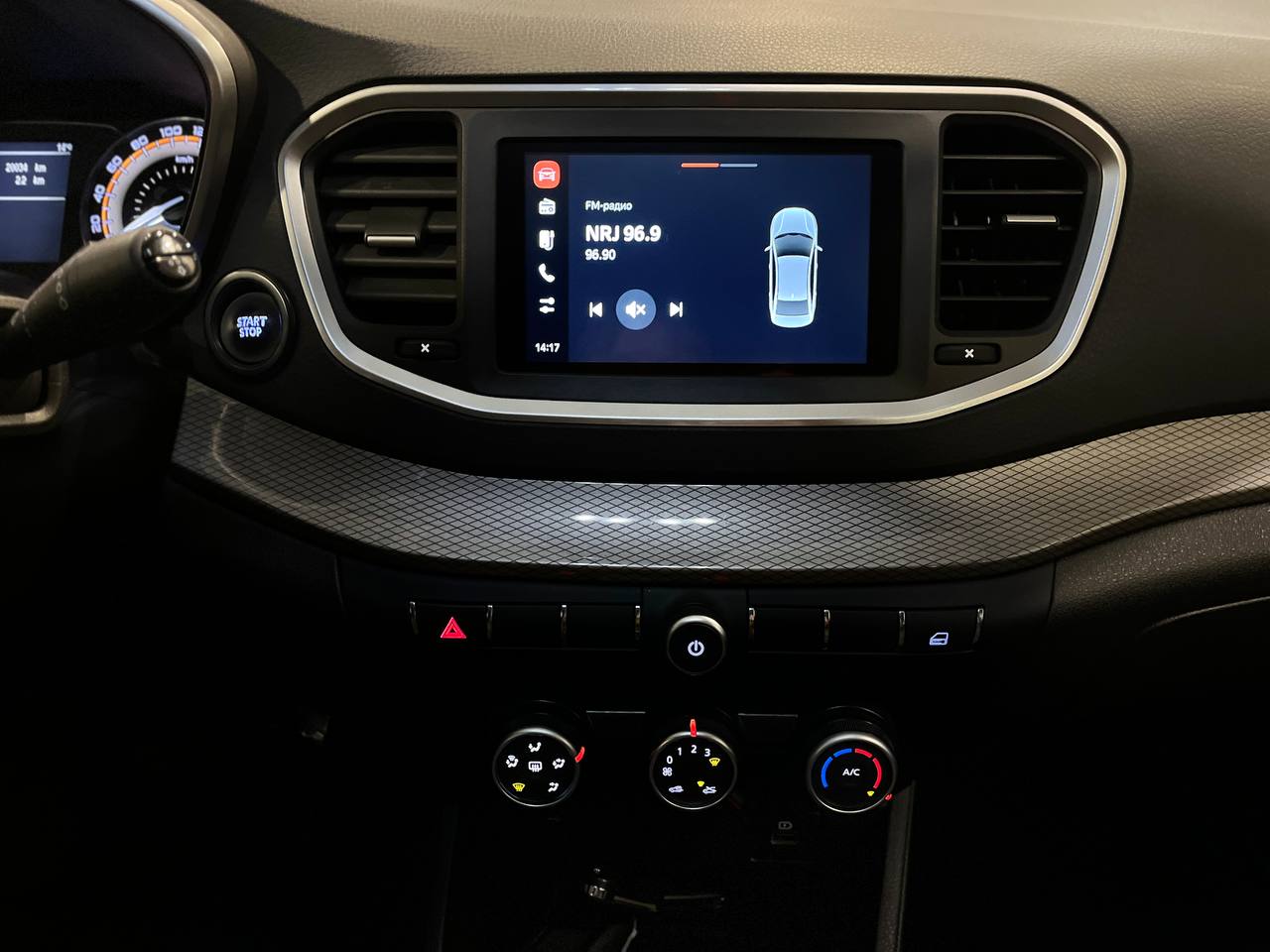 LADA VESTA