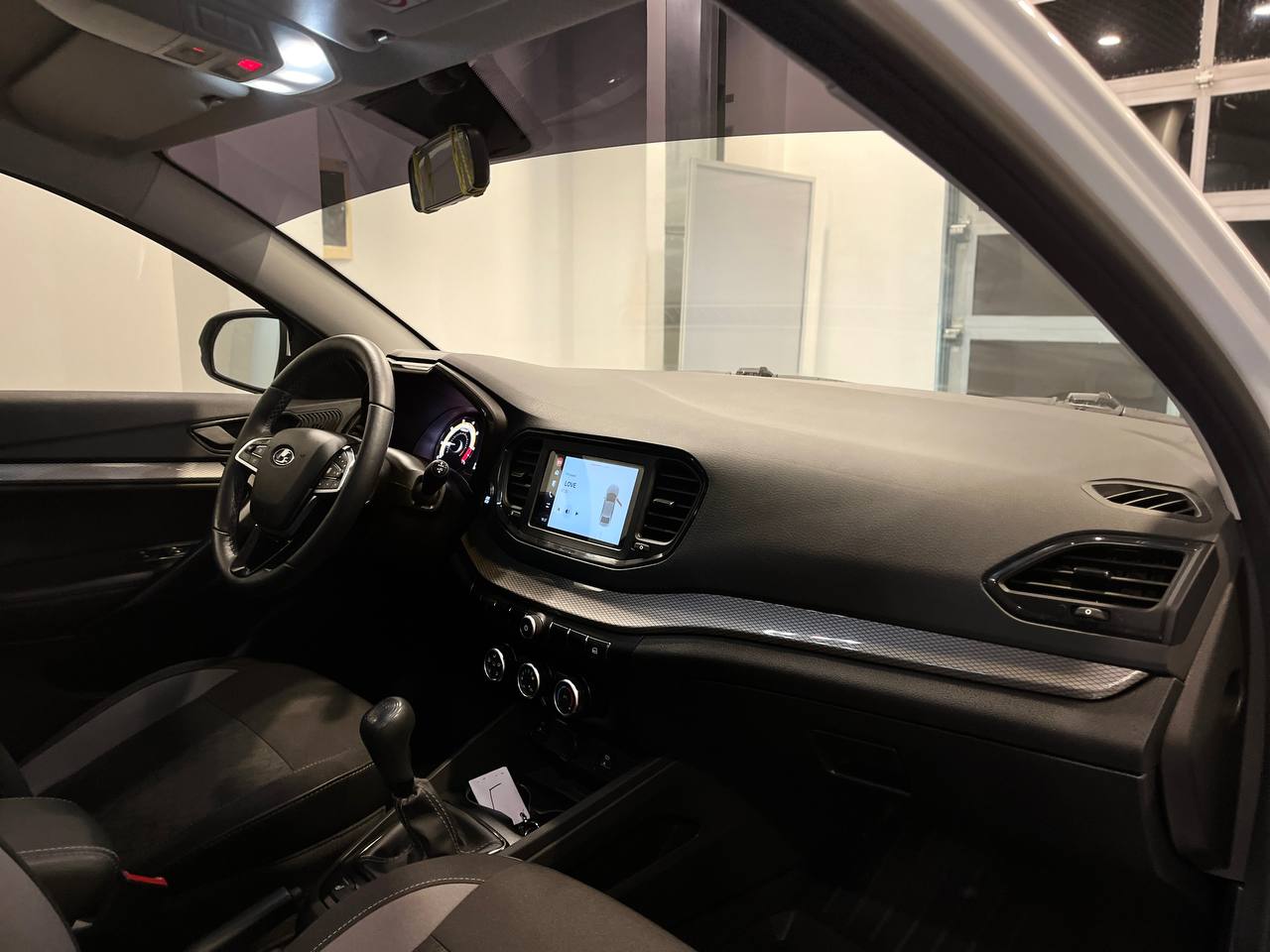 LADA VESTA