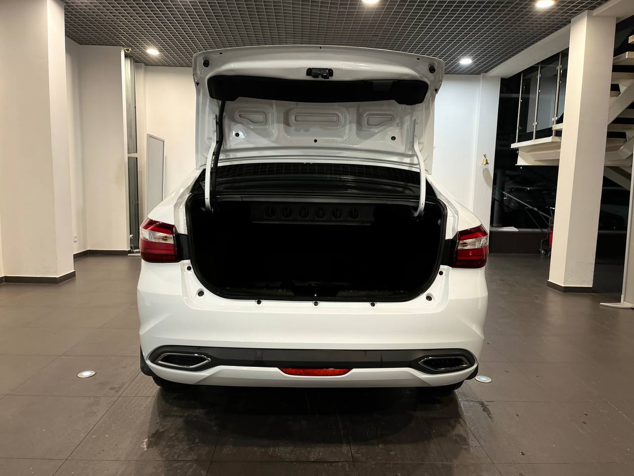 LADA VESTA
