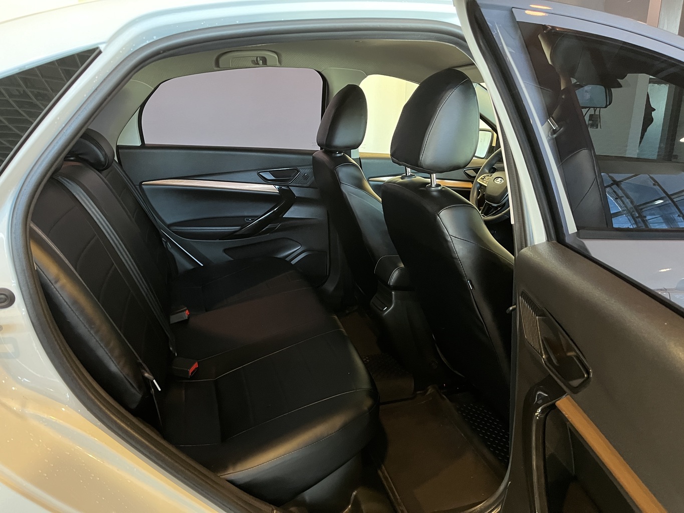 LADA VESTA