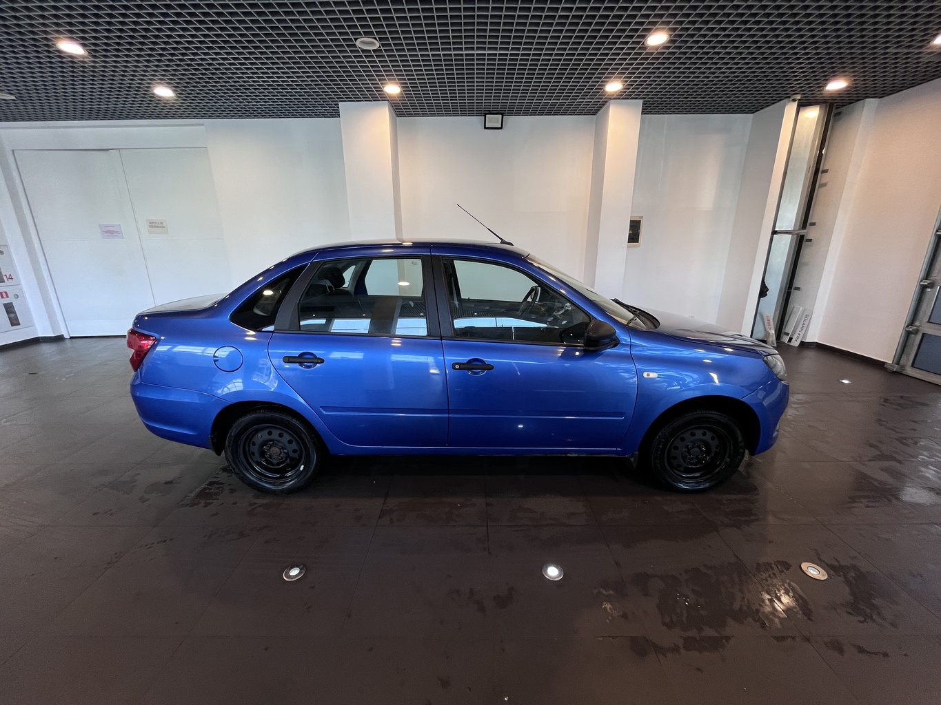 LADA GRANTA