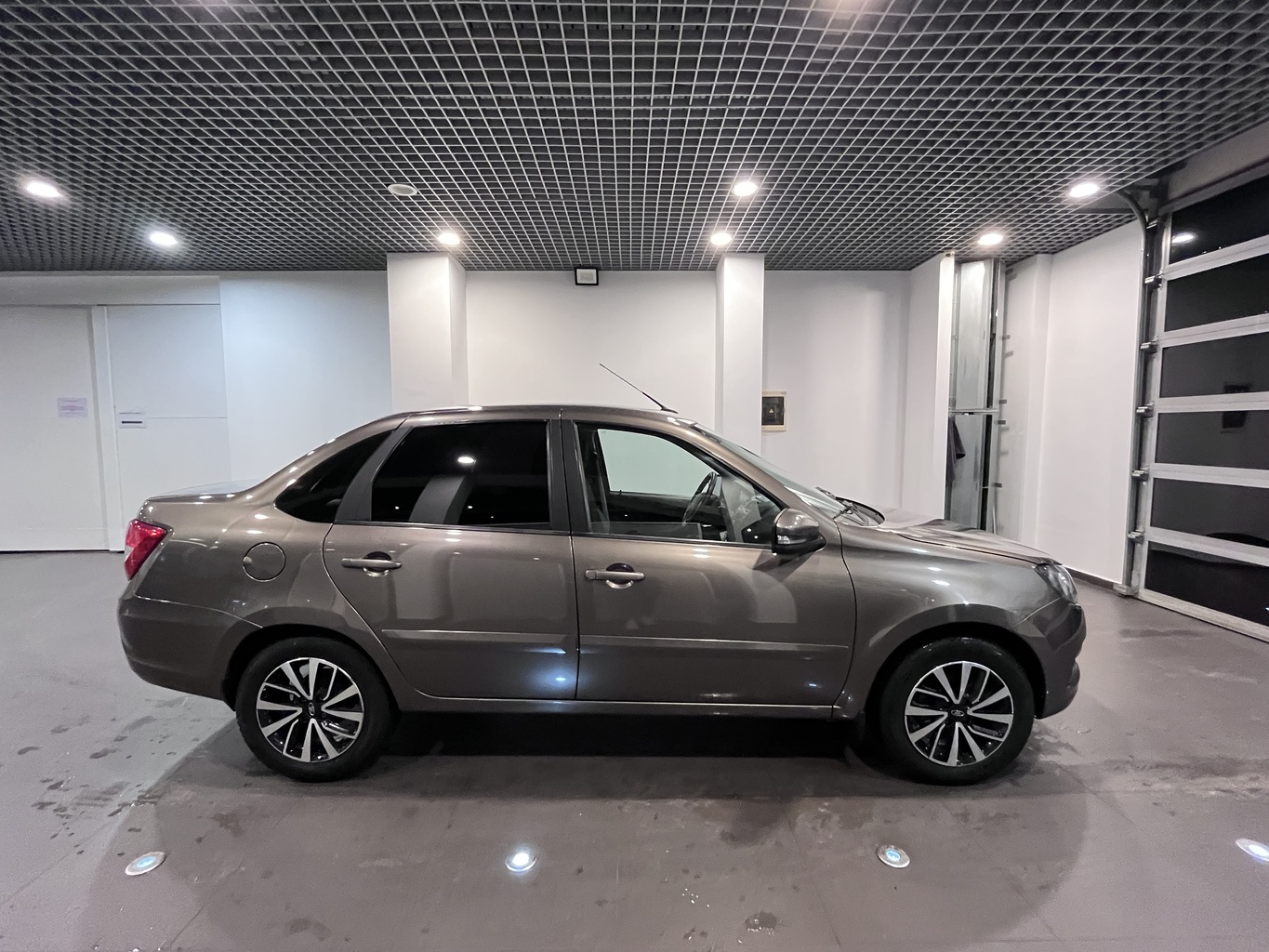 LADA GRANTA