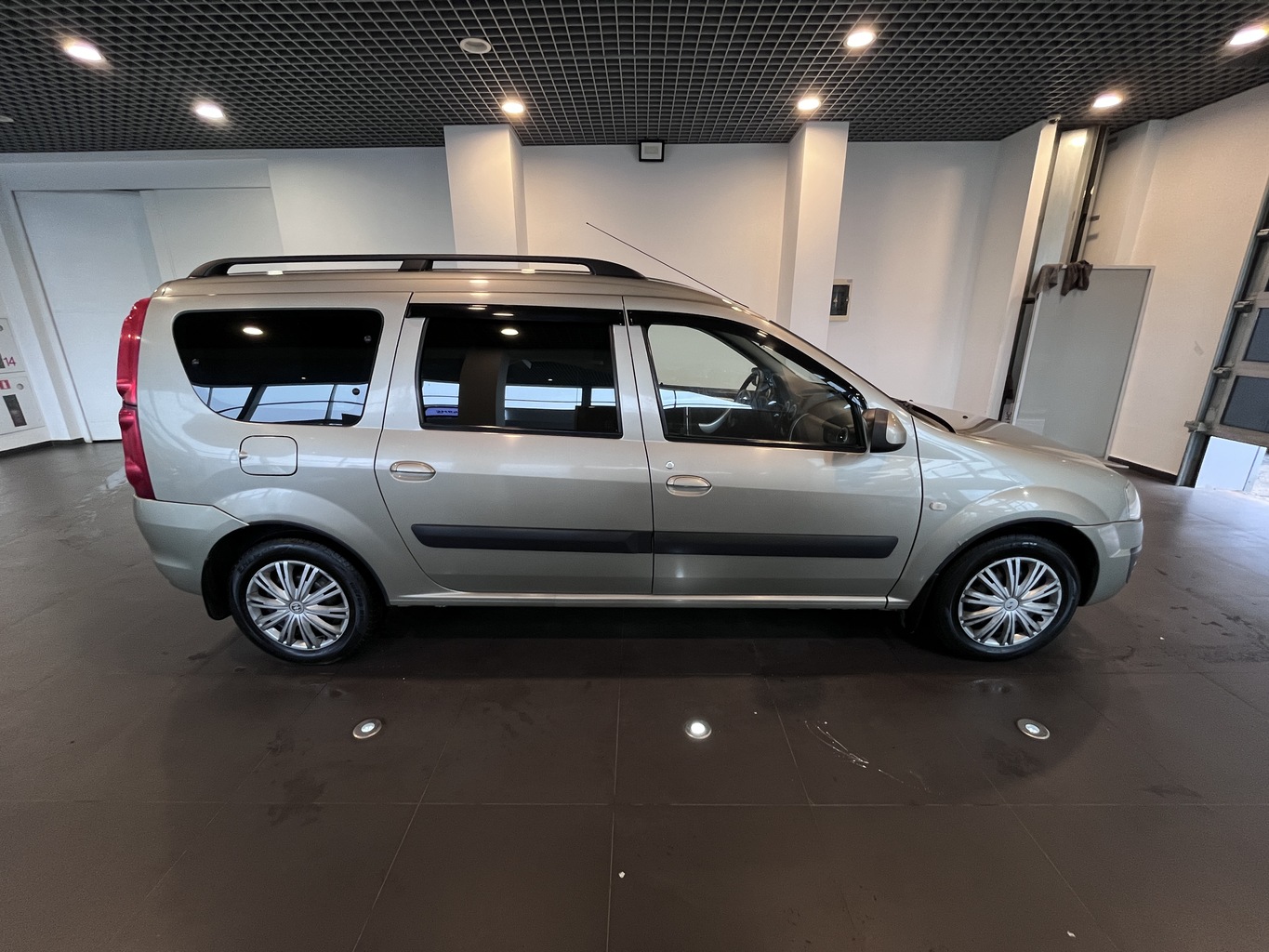 LADA LARGUS