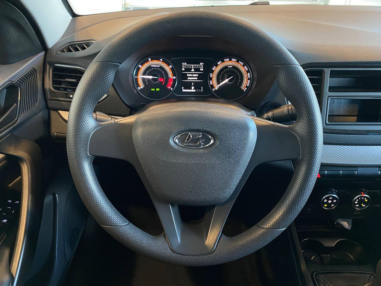 LADA VESTA