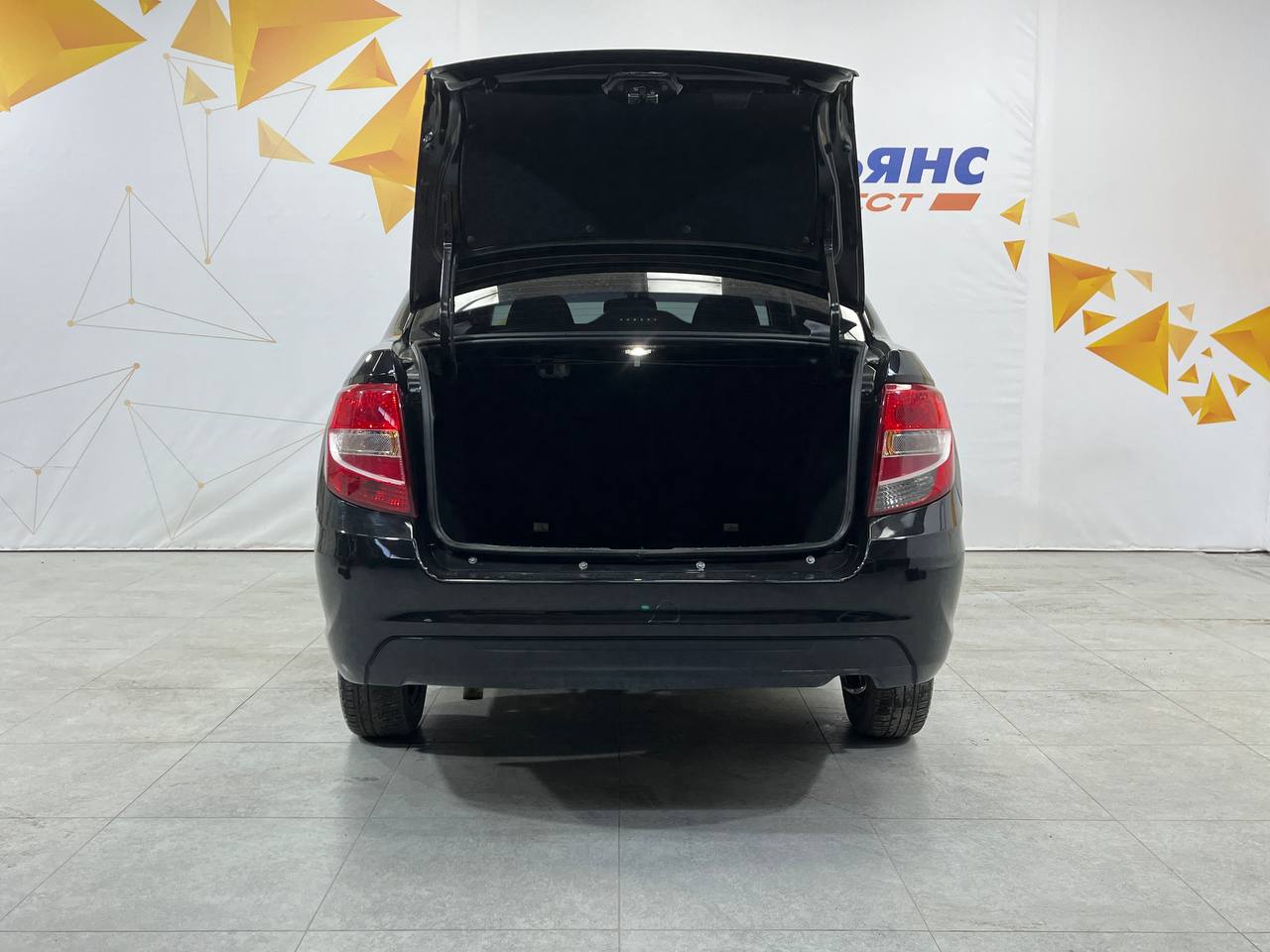 LADA GRANTA