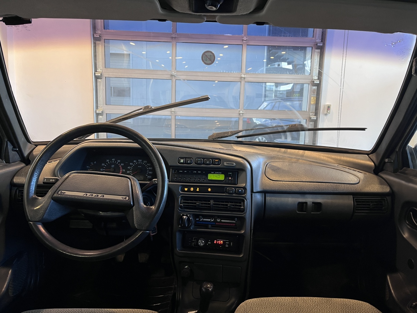 LADA 2115