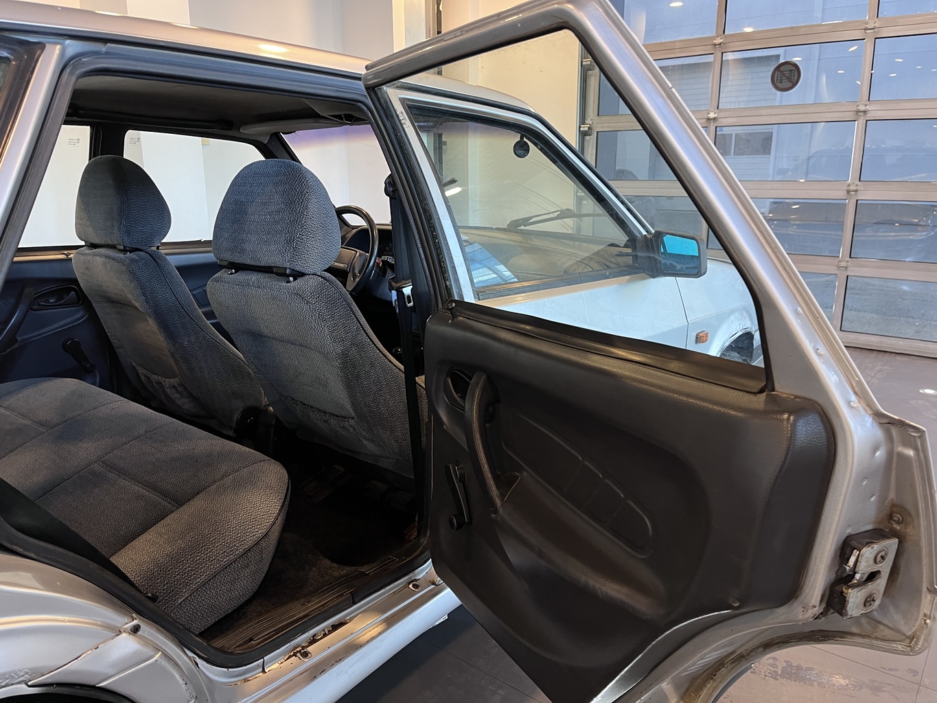 LADA 2115