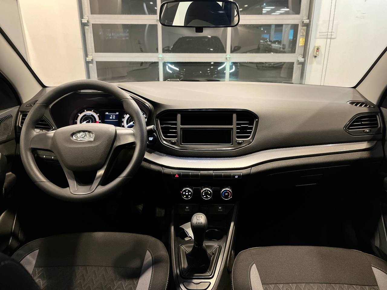 LADA VESTA