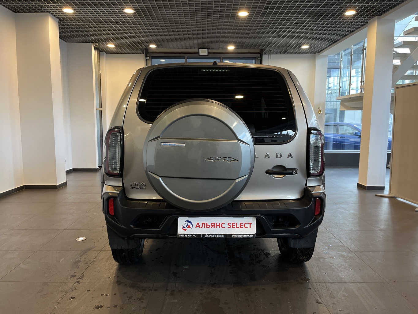 LADA NIVA TRAVEL