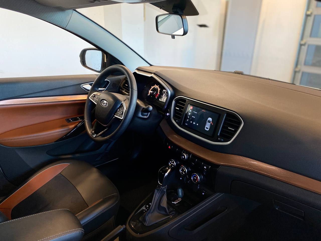 LADA VESTA