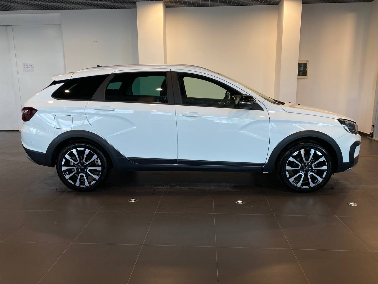 LADA VESTA