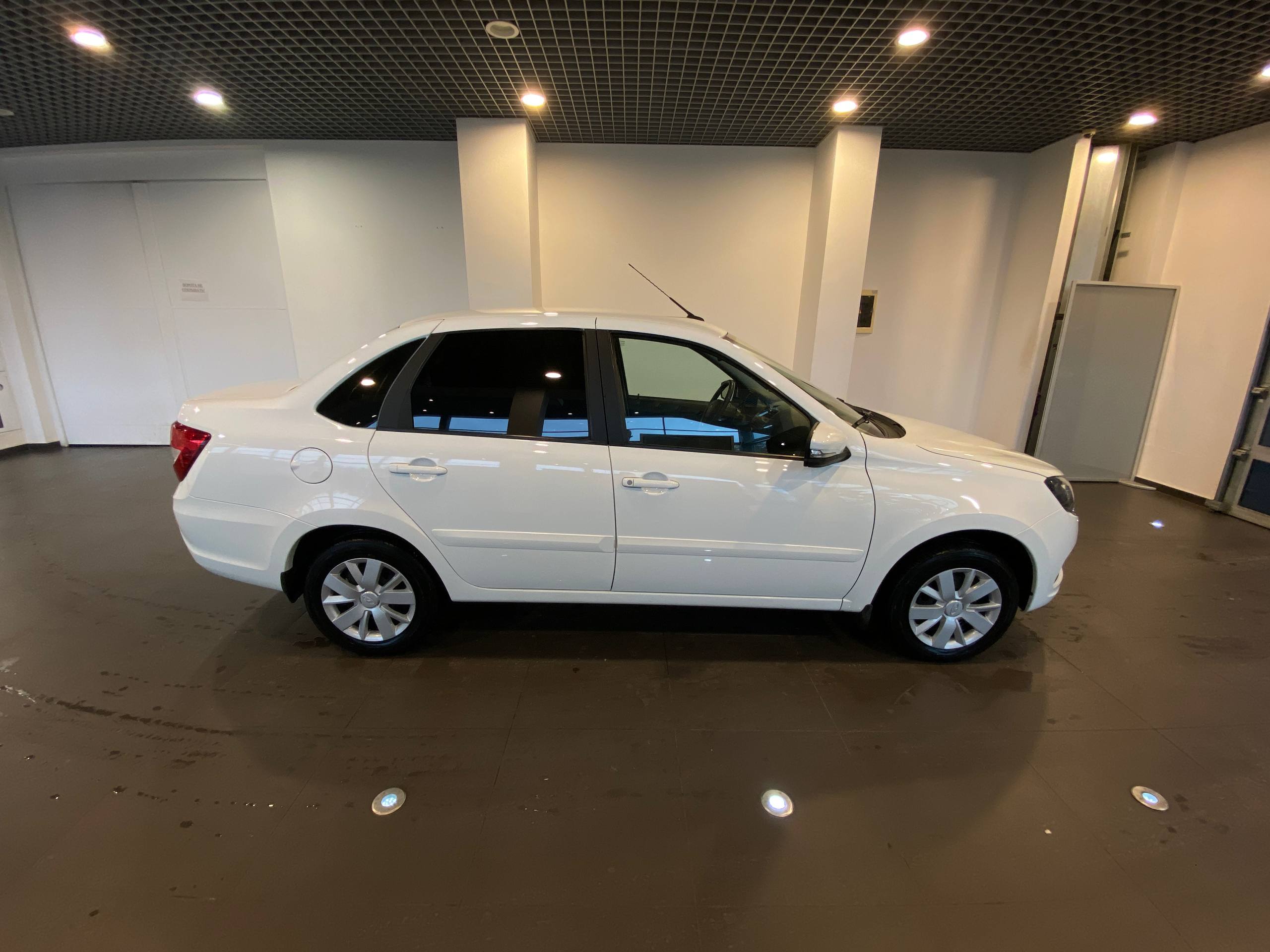 LADA GRANTA