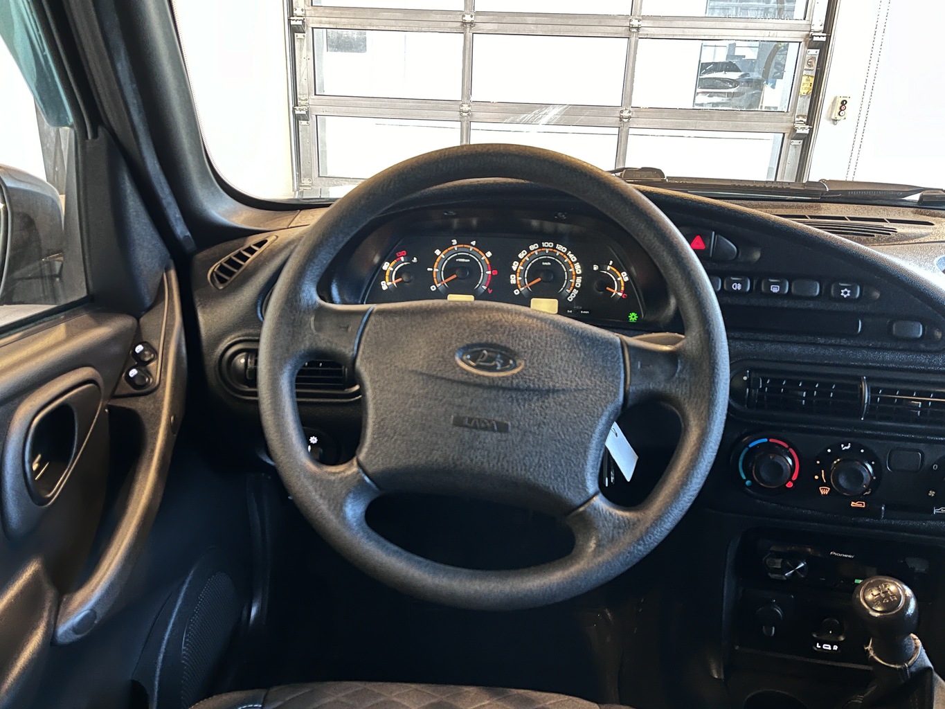 LADA NIVA TRAVEL