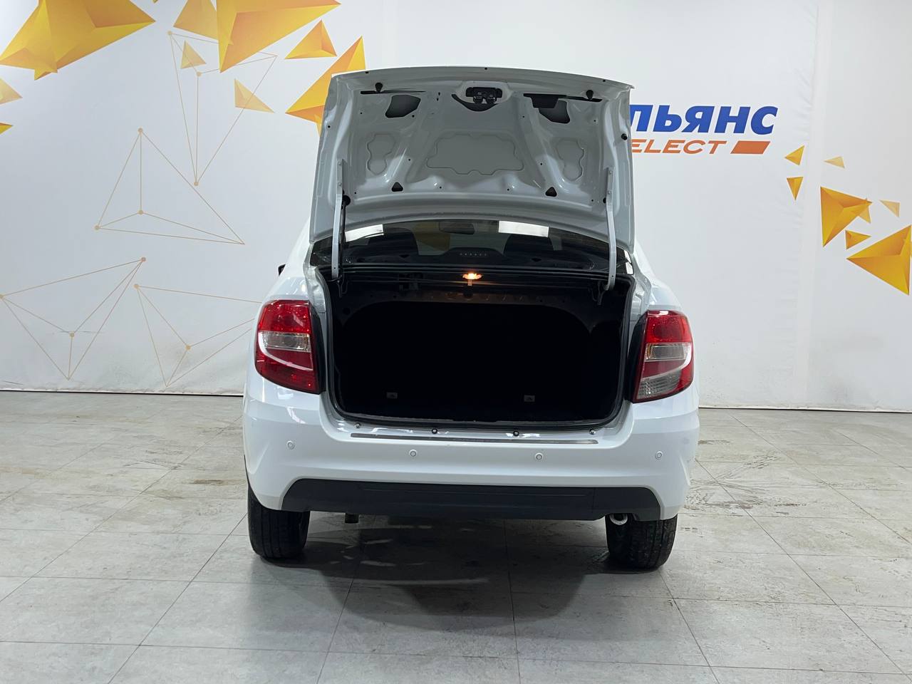 LADA GRANTA