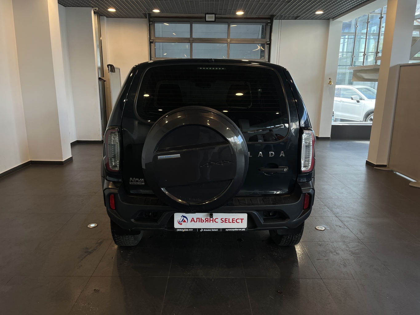 LADA NIVA TRAVEL