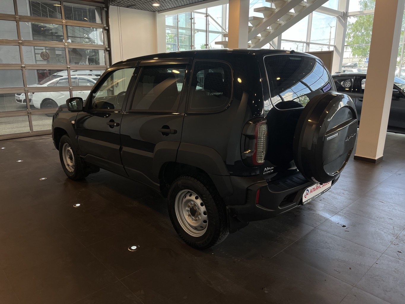 LADA NIVA TRAVEL