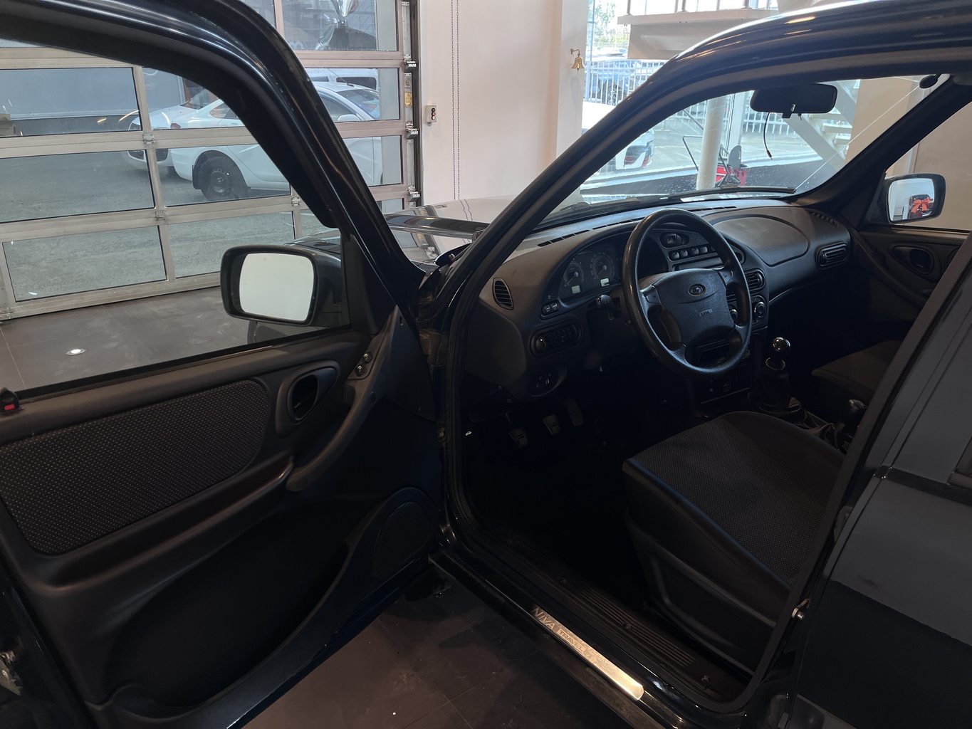 LADA NIVA TRAVEL