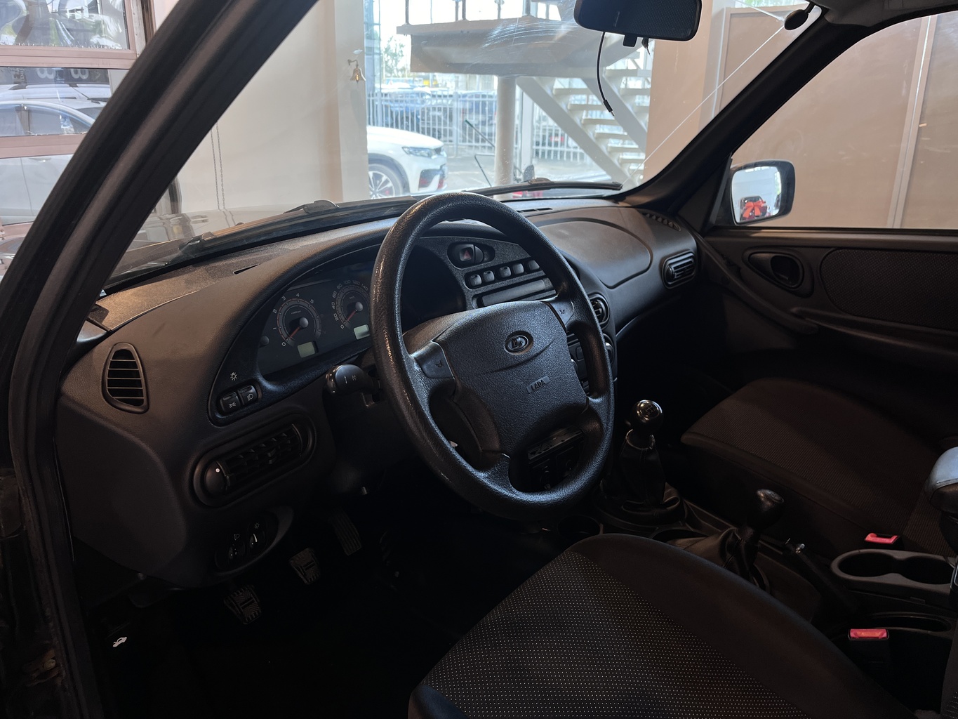 LADA NIVA TRAVEL