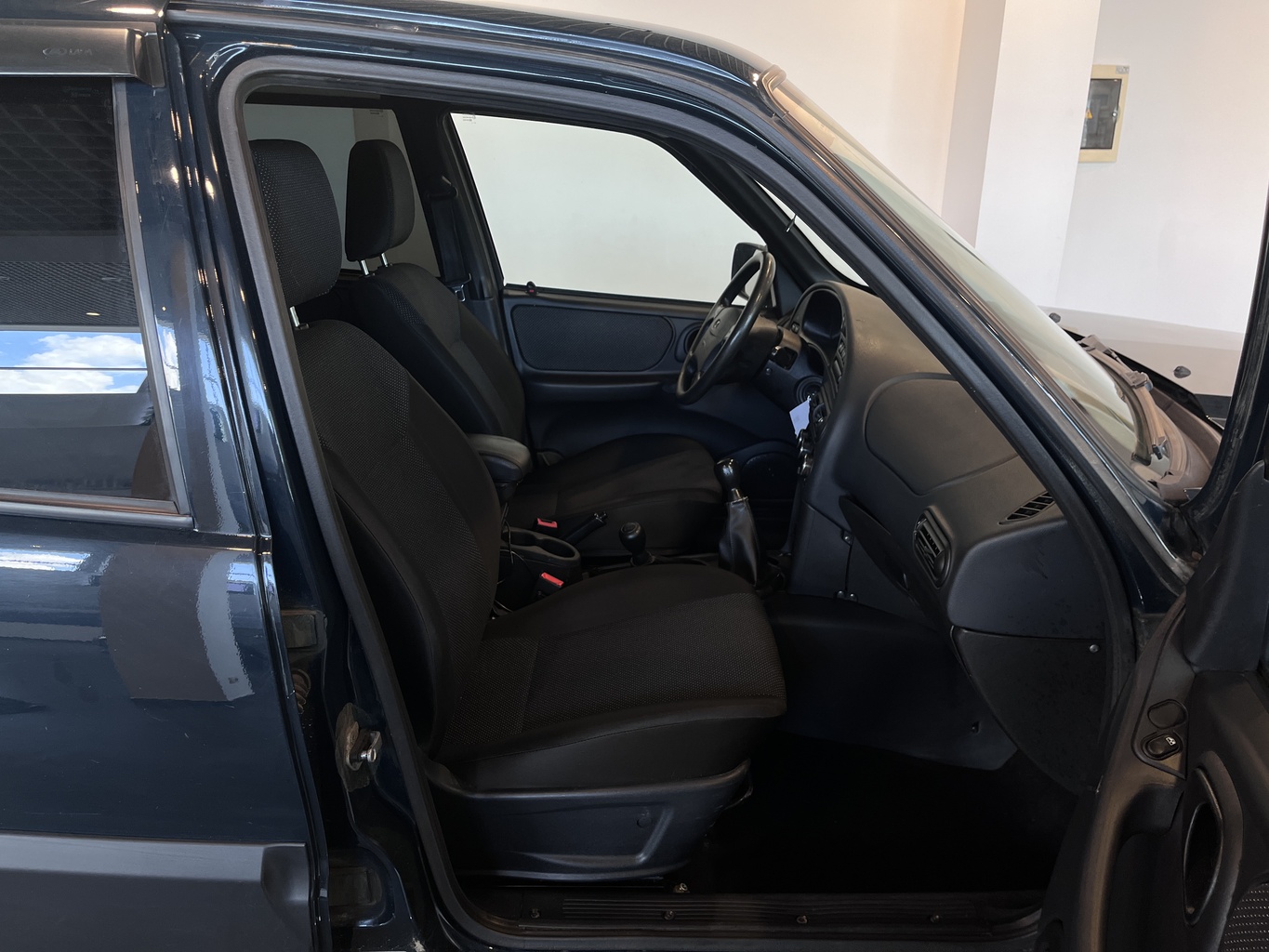 LADA NIVA TRAVEL