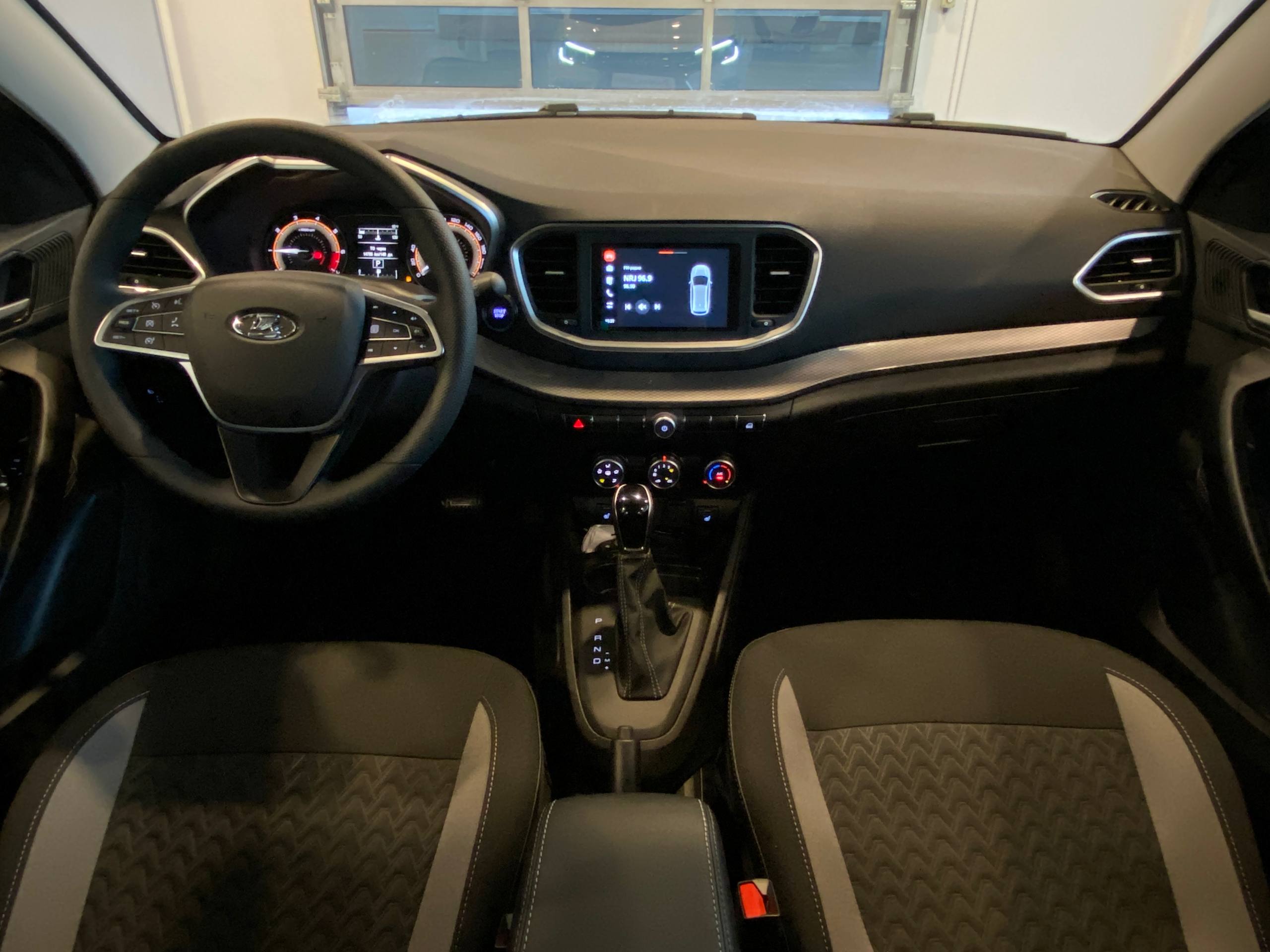 LADA VESTA