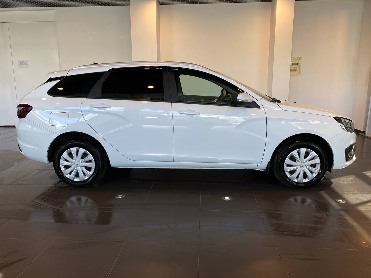 LADA VESTA