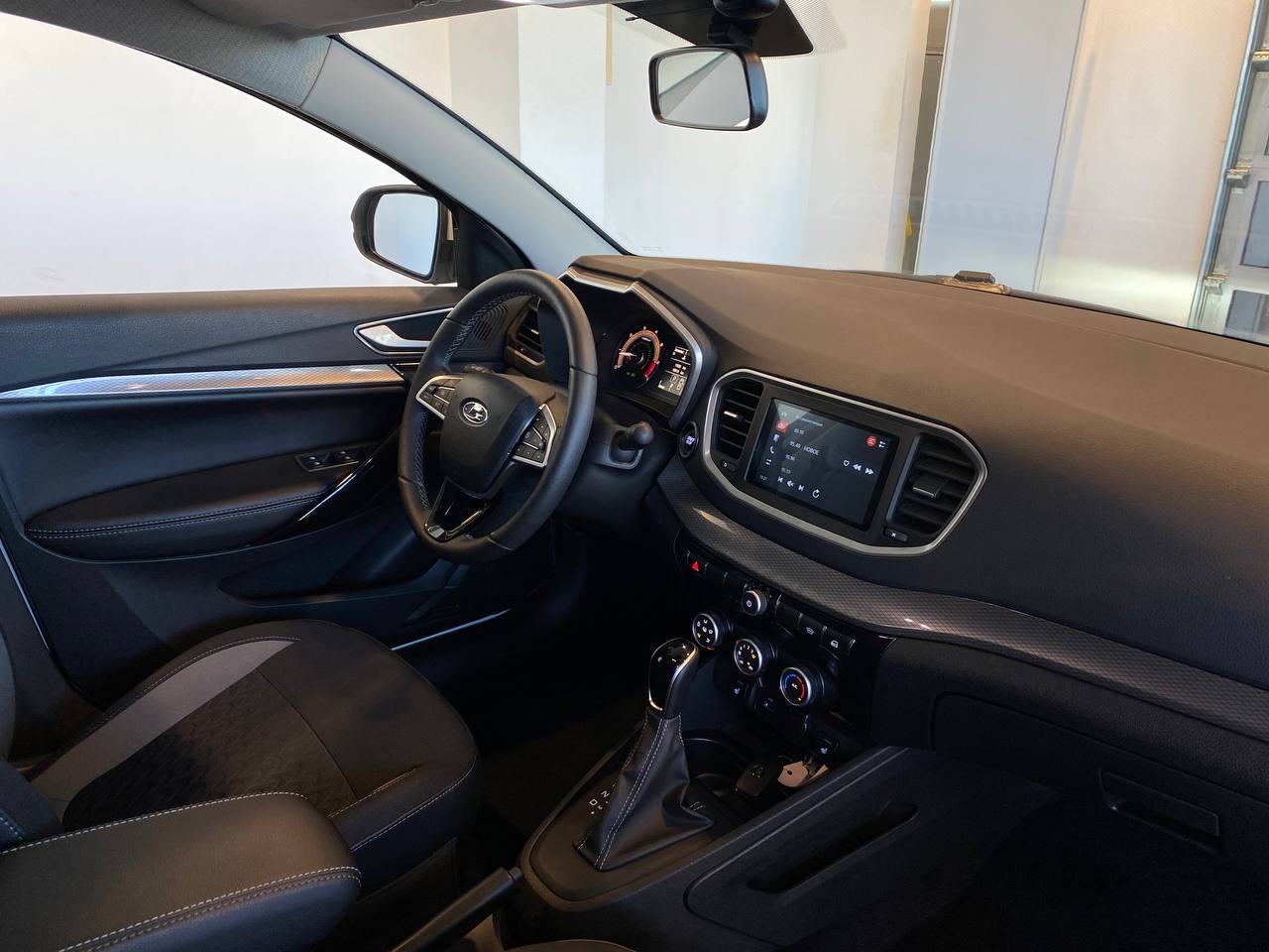 LADA VESTA