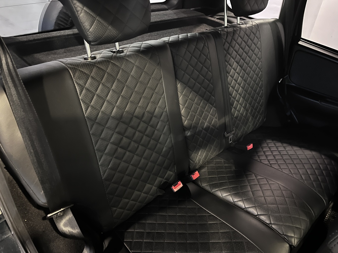 LADA NIVA TRAVEL
