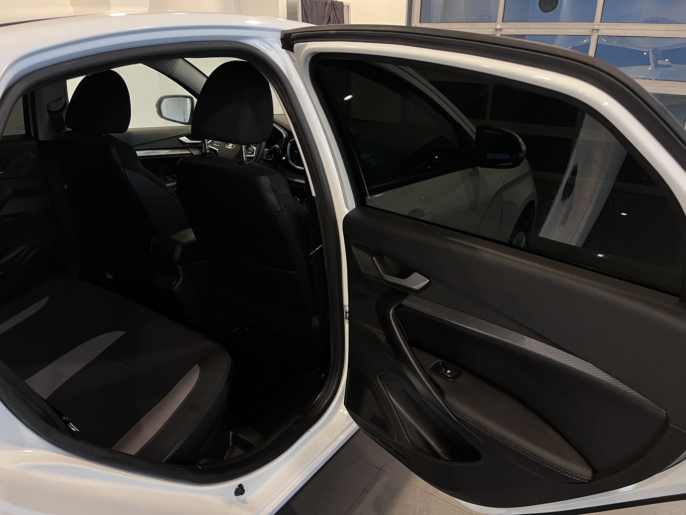 LADA VESTA