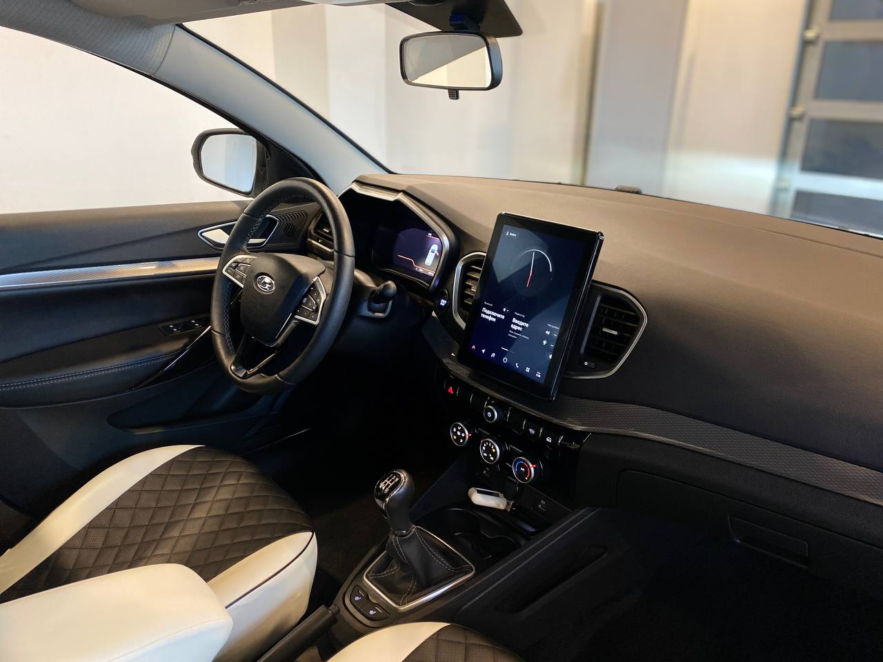 LADA VESTA