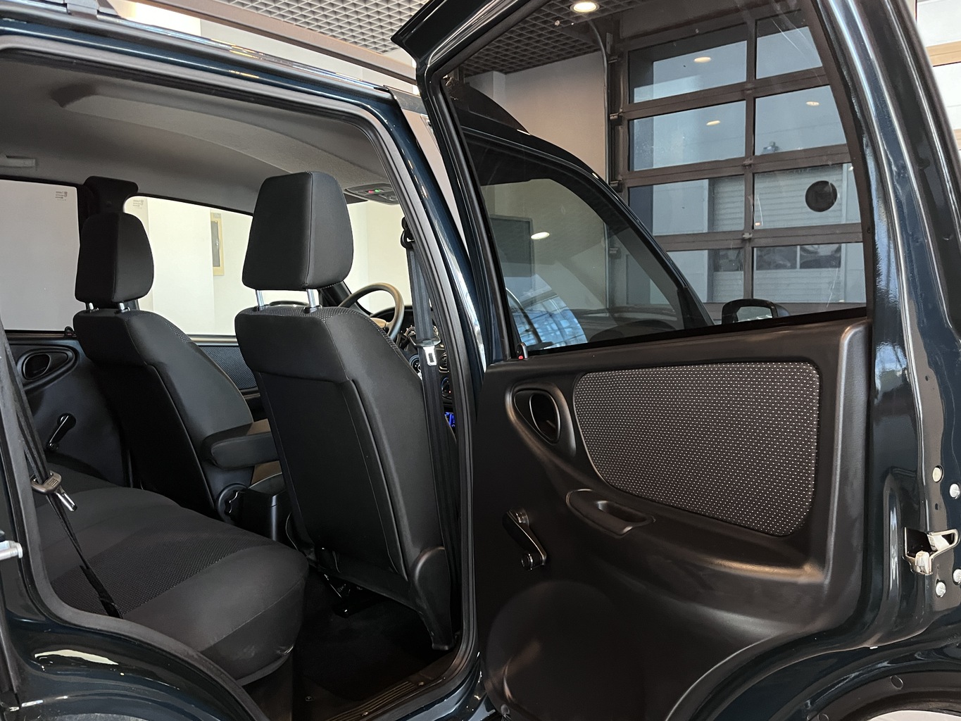 LADA NIVA TRAVEL