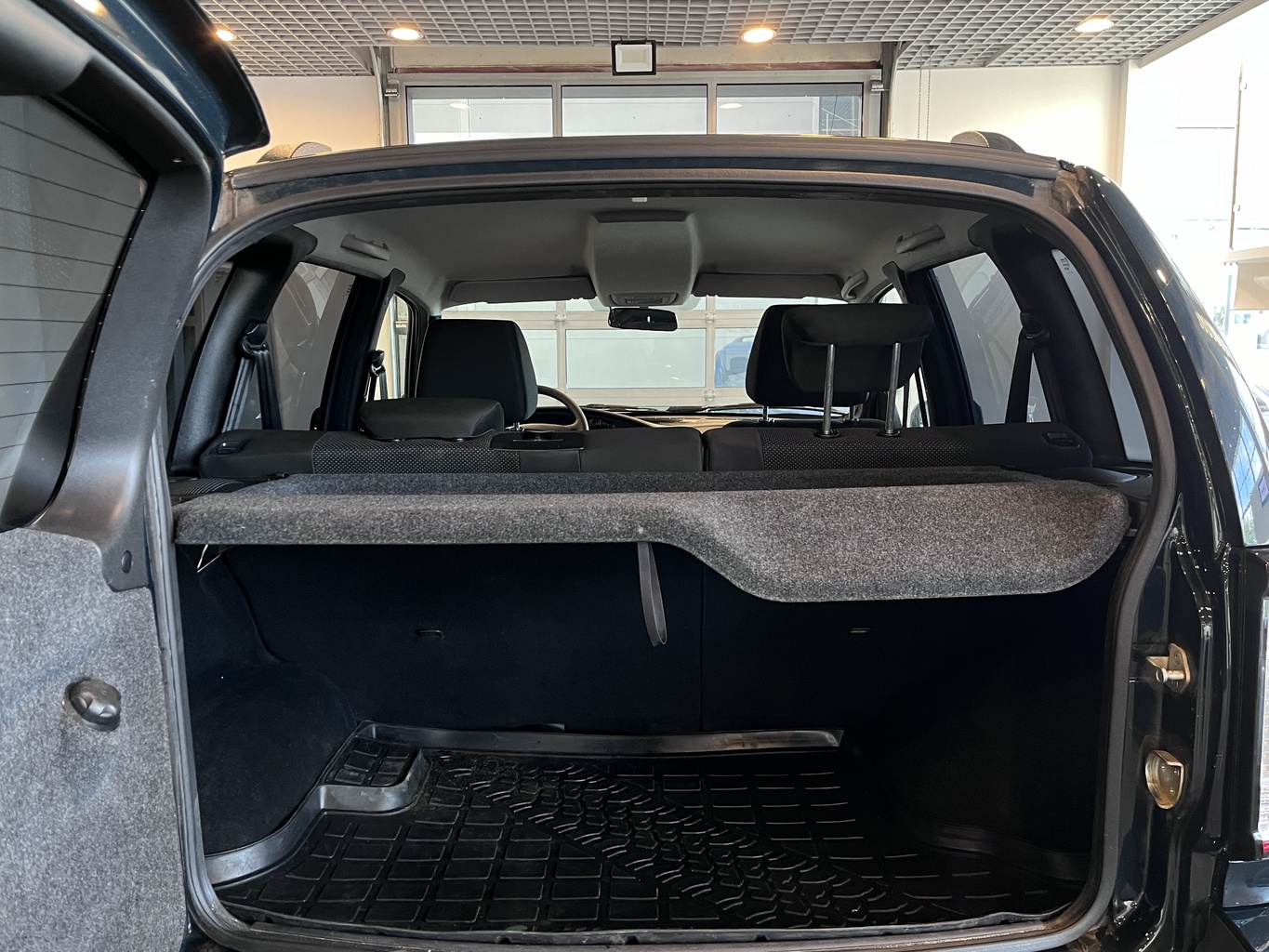 LADA NIVA TRAVEL