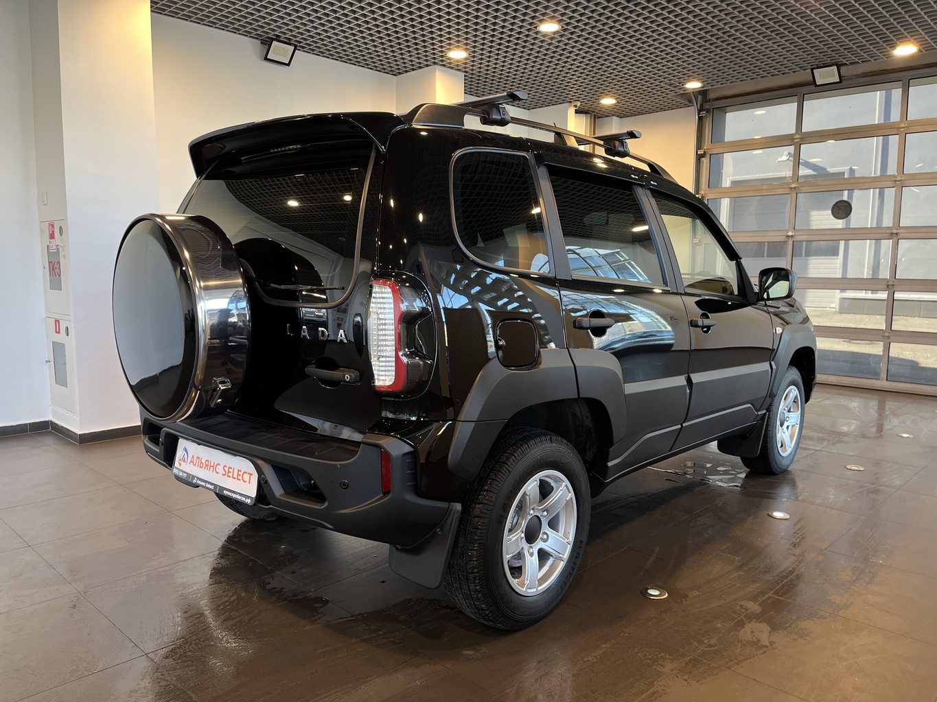 LADA NIVA TRAVEL