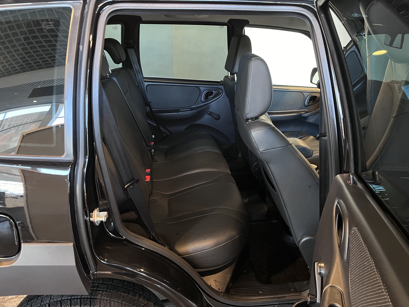 LADA NIVA TRAVEL