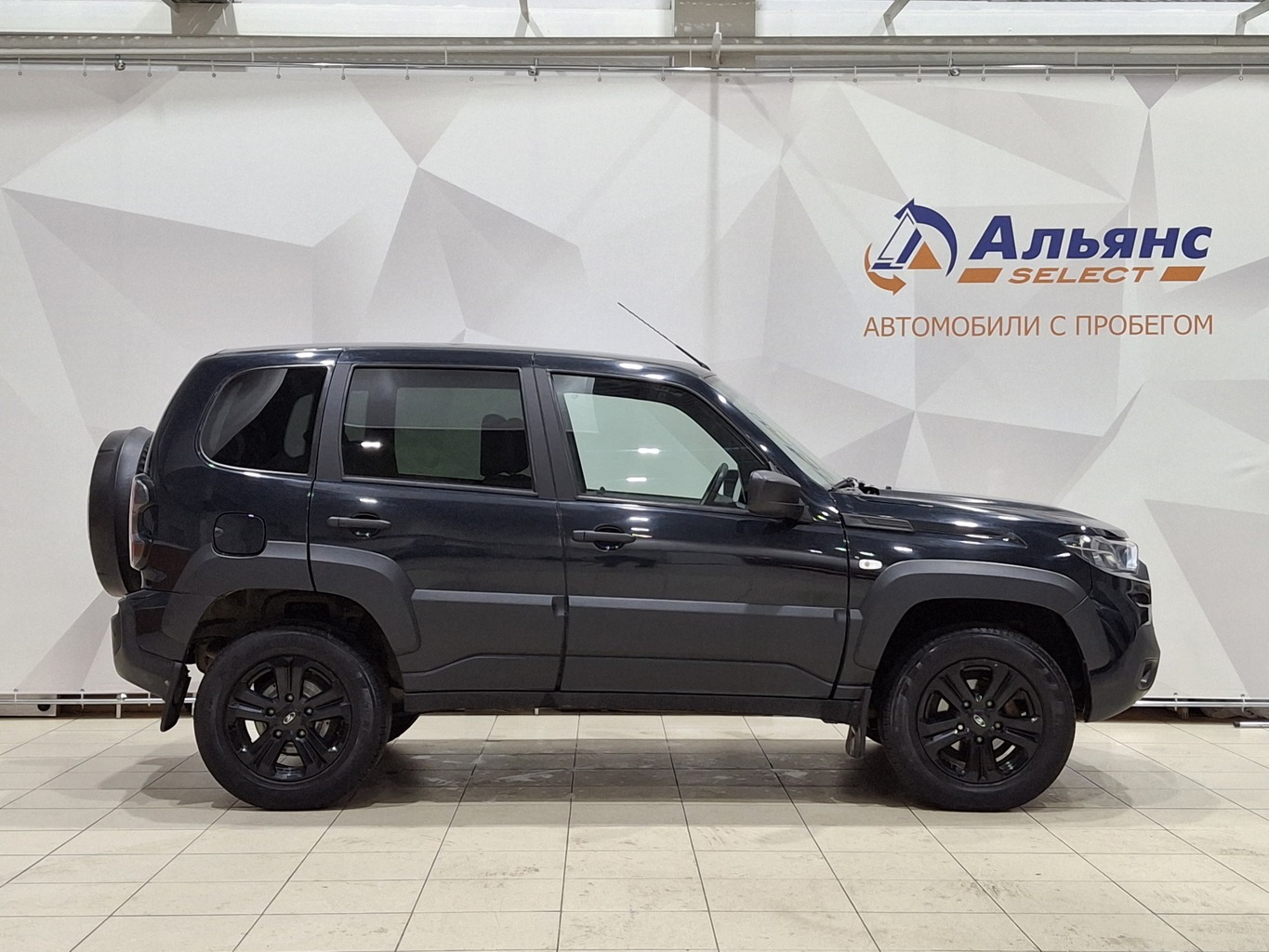 LADA NIVA TRAVEL
