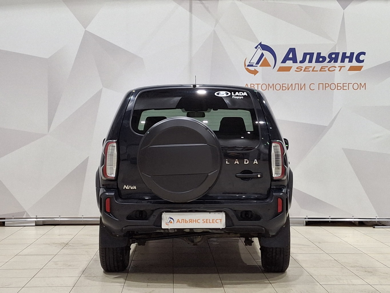 LADA NIVA TRAVEL