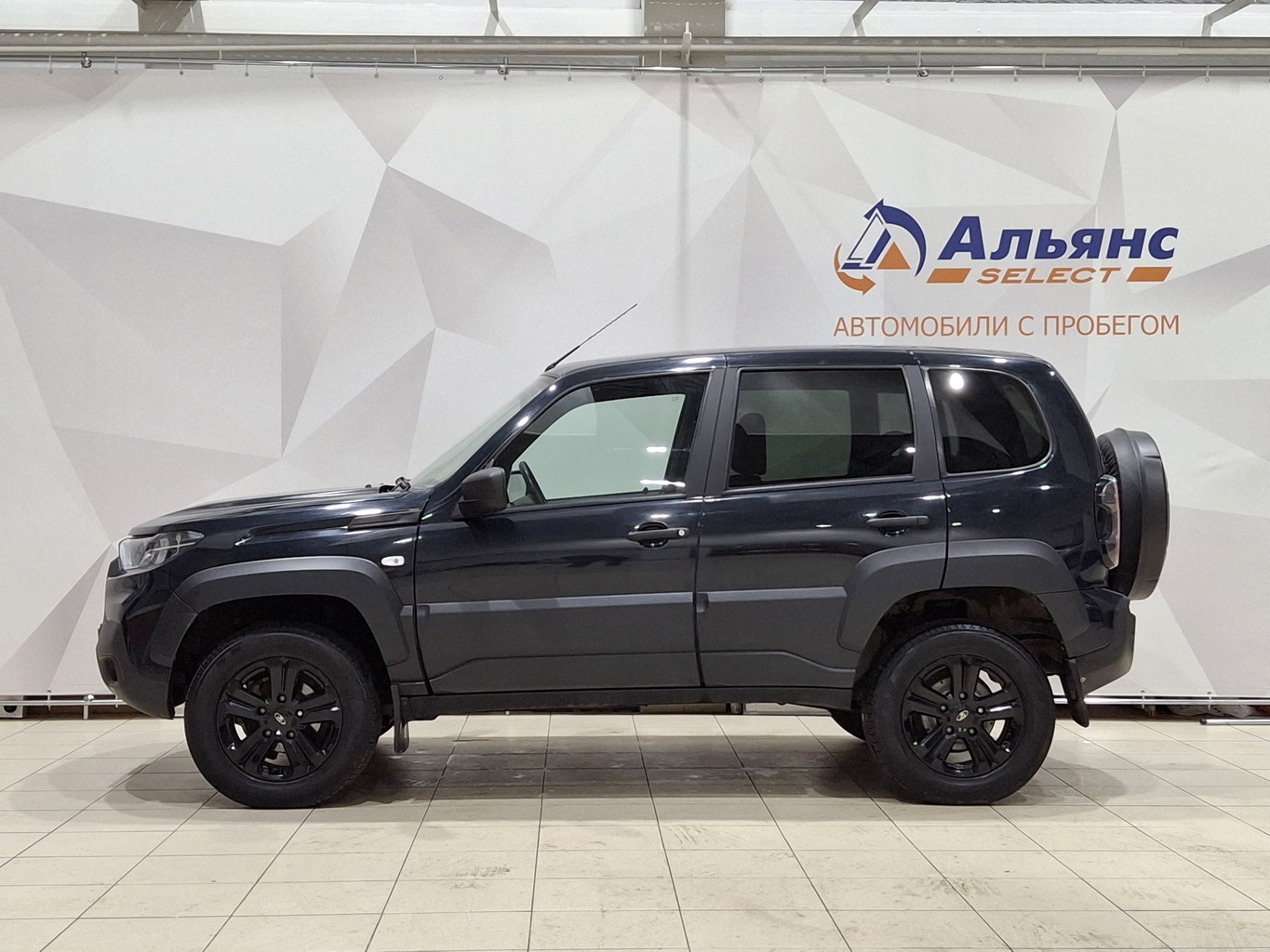 LADA NIVA TRAVEL