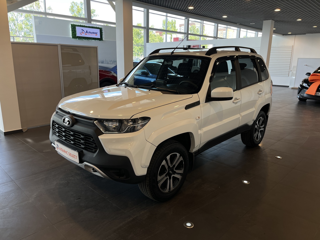LADA NIVA TRAVEL