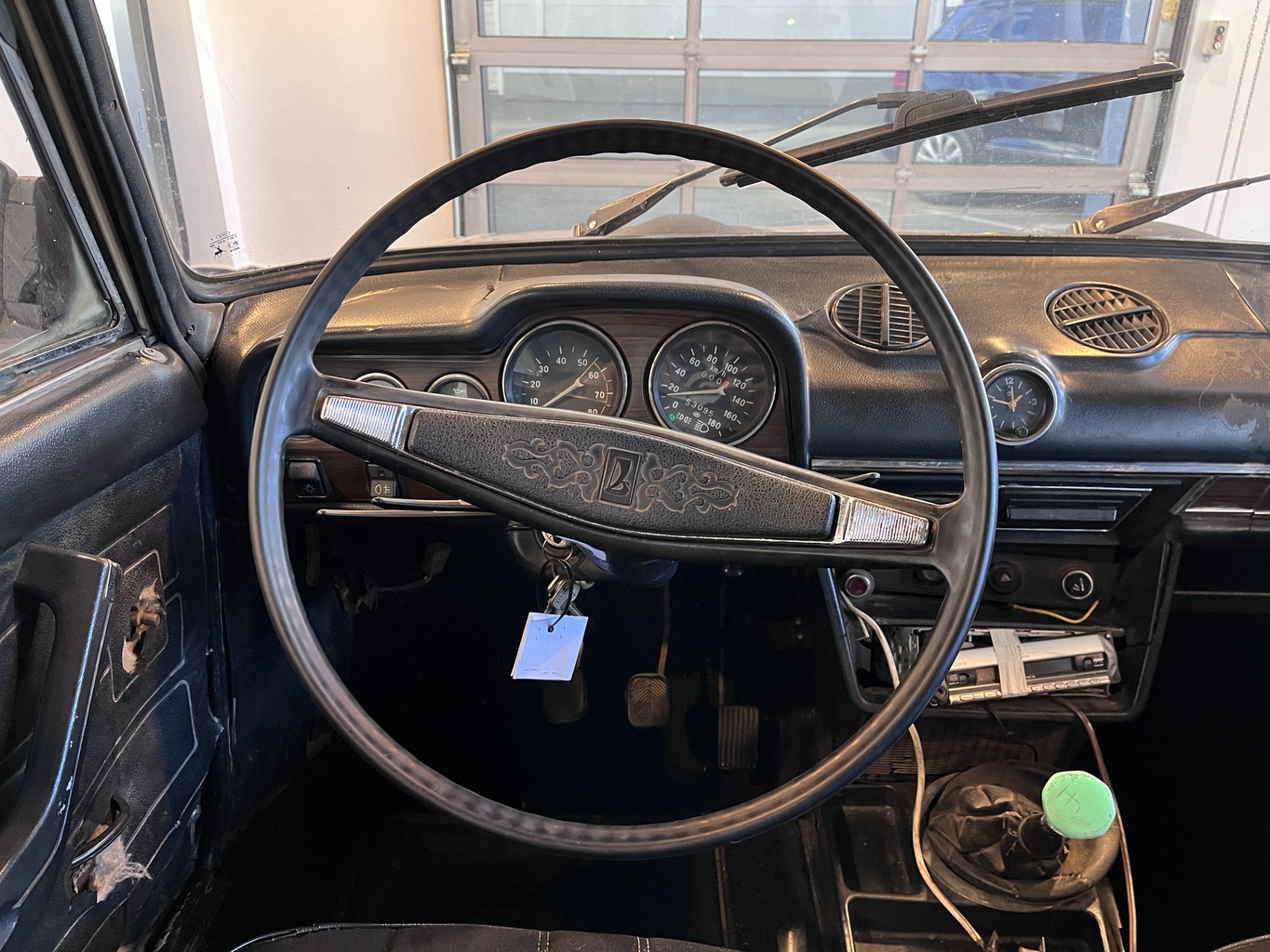 LADA 2106