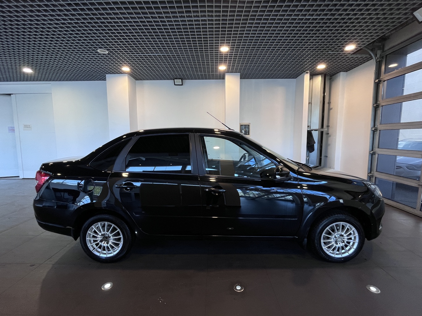 LADA GRANTA