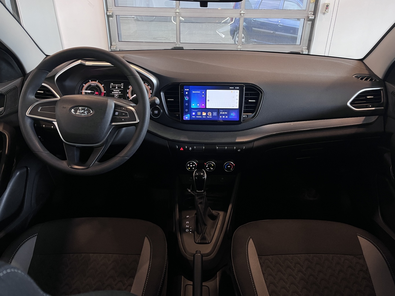 LADA VESTA